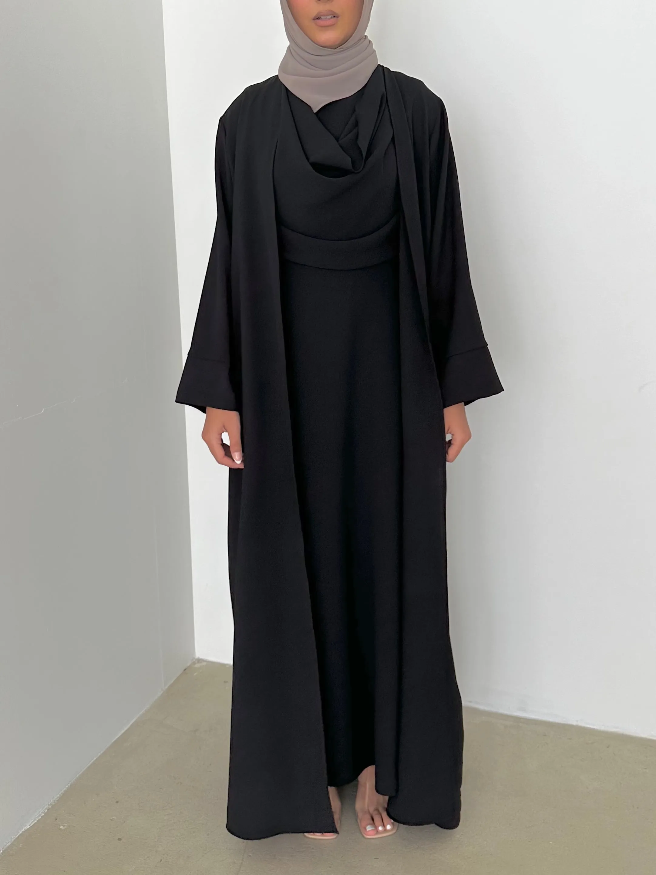 AULA DRESS   CARDIGAN SET